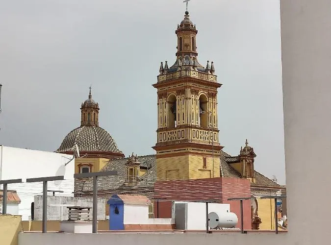 Dos En San Bernardo Sevilla